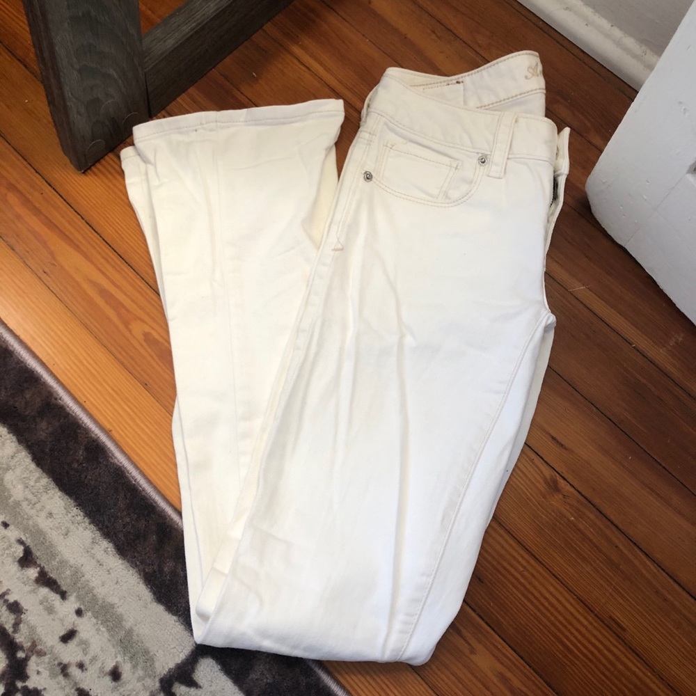 American Eagle Skinny Kick White Jeans